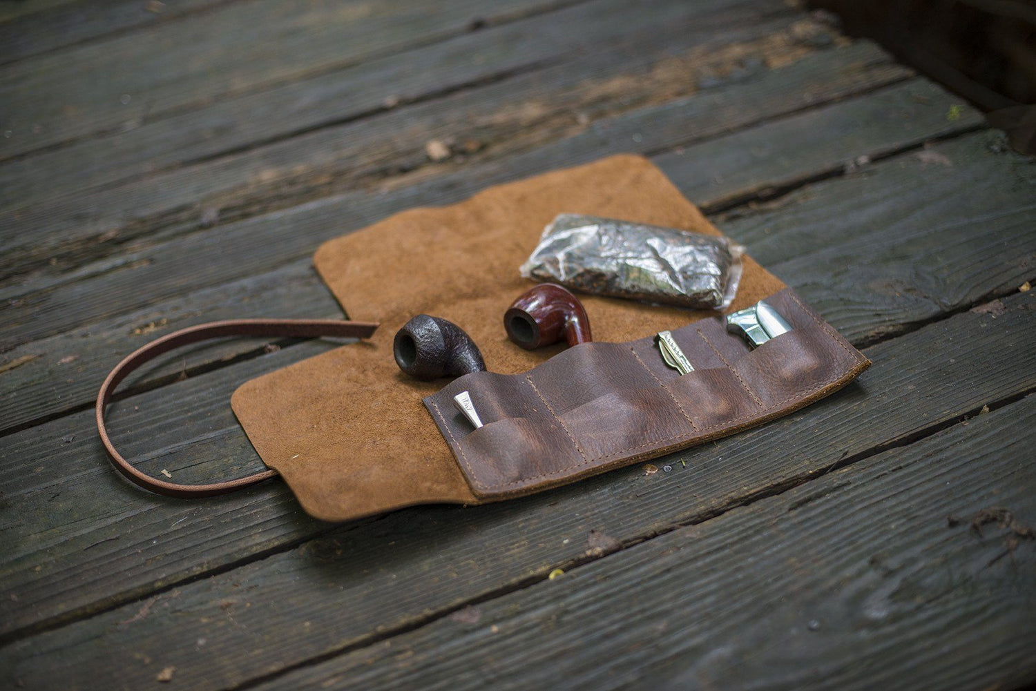 LEATHER ROLLS