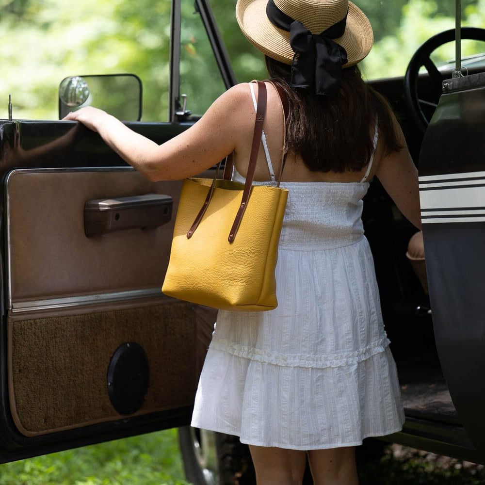 AVERY LEATHER TOTE BAG - SMALL - GOLDEN SUN