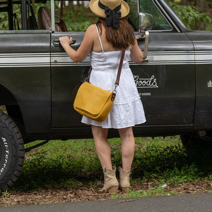 KINDLE LEATHER SATCHEL - GOLDEN SUN
