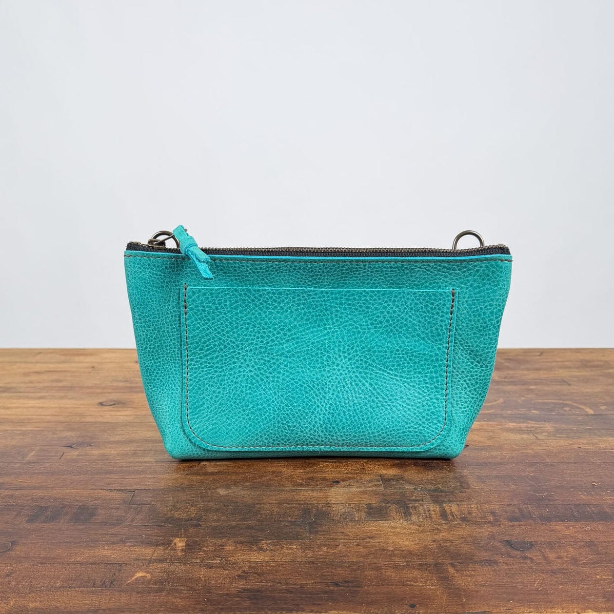 LEATHER ZIPPERED POUCH WITH GUSSET - LARGE - BERMUDA - FRONT POCKET - D-RINGS - IN STOCK