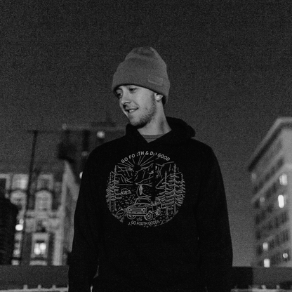 GFG ADVENTURE GRAPHIC HOODIE
