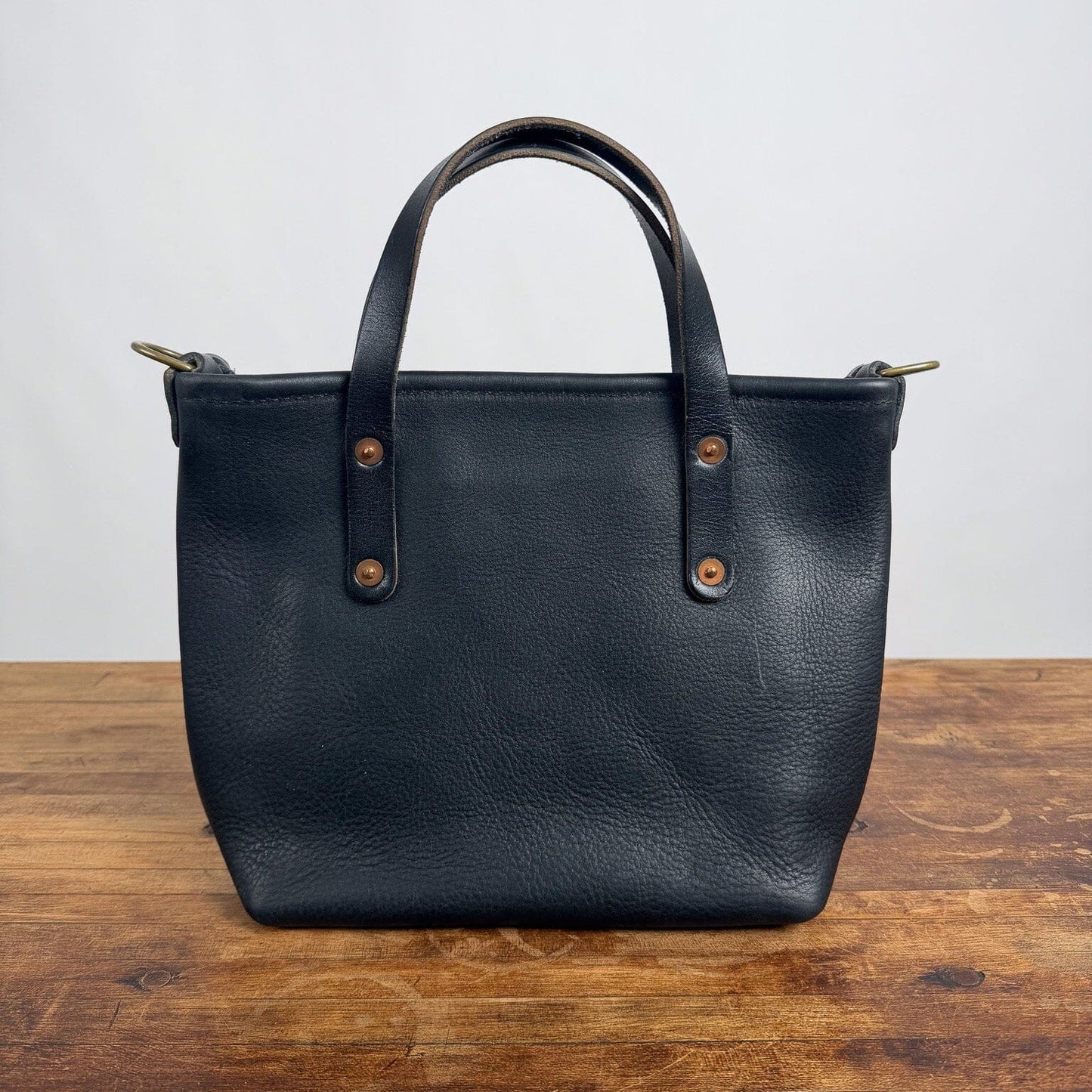 AVERY LEATHER TOTE BAG - MINI CROSSBODY - BLACK - ZIPPER - FRONT POCKET - NEARLY PERFECT - IN STOCK