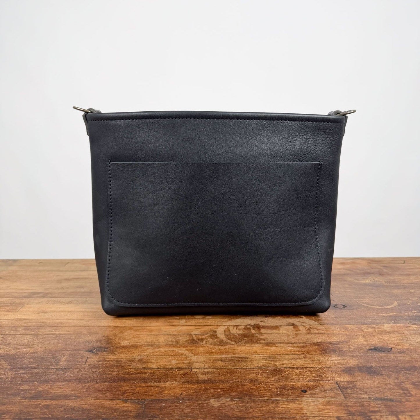 AVERY CROSSBODY - SMALL - BLACK - LARGE FRONT POCKET - HEMMED TOP - IN STOCK