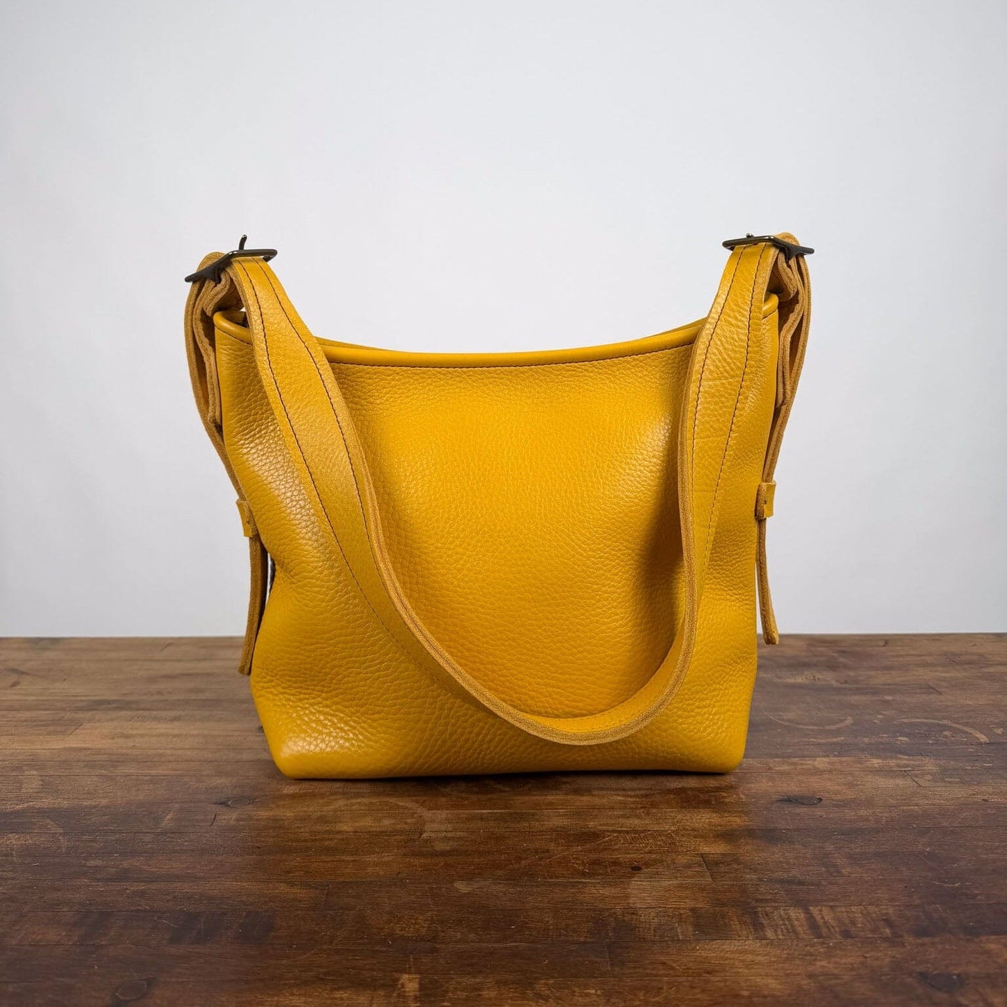 JULIANNE LEATHER HOBO BAG - SMALL - GOLDEN SUN - ZIPPER - IN STOCK