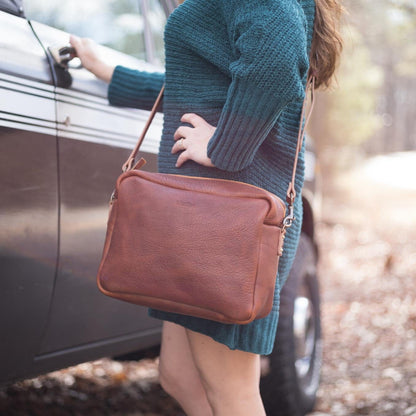 SARAH LEATHER CROSSBODY - LARGE - GRASS GREEN