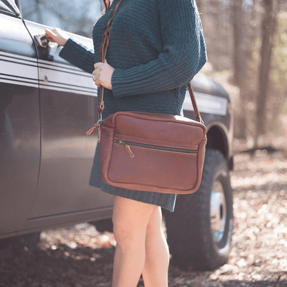 SARAH LEATHER CROSSBODY - LARGE - CRIMSON