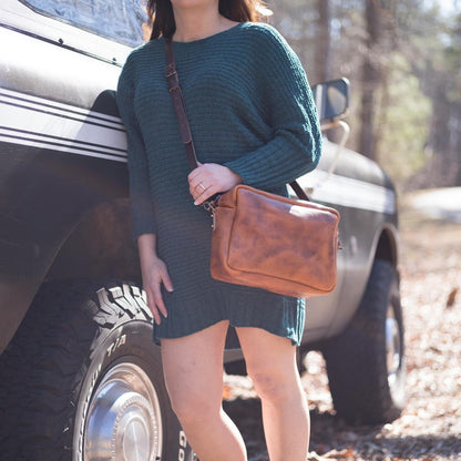 SARAH LEATHER CROSSBODY - MEDIUM - PEANUT BISON