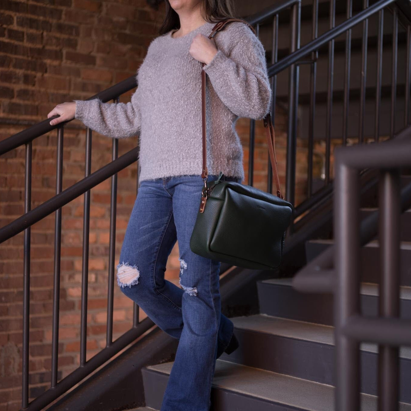 SARAH LEATHER CROSSBODY - LARGE - FOREST GREEN
