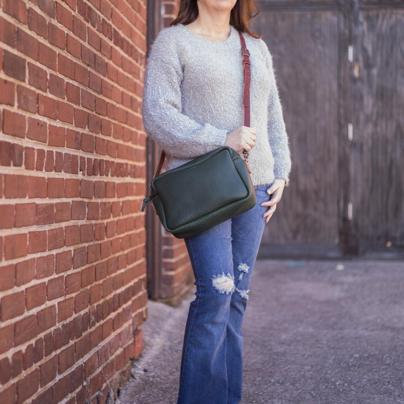 SARAH LEATHER CROSSBODY - MEDIUM - FOREST GREEN