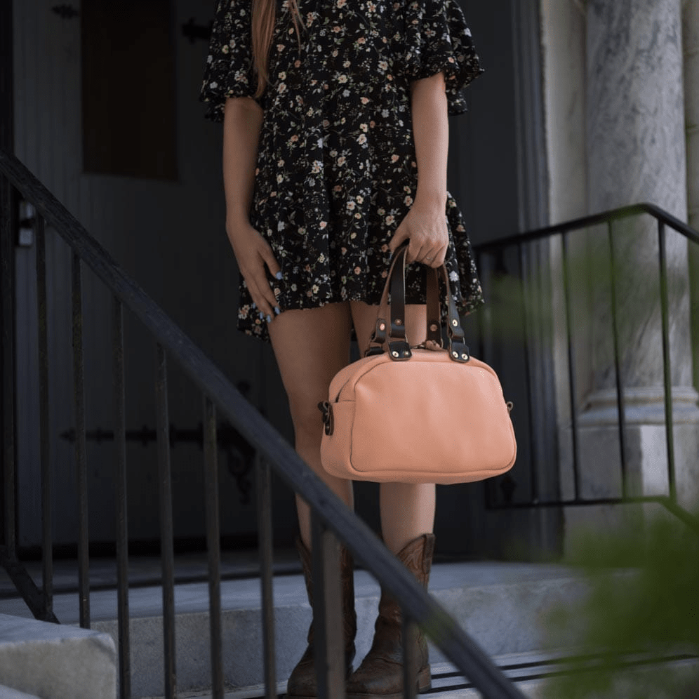 HOFFMAN LEATHER CROSSBODY BAG - PEACH FUZZ