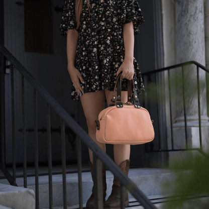 HOFFMAN LEATHER CROSSBODY BAG - PEACH FUZZ
