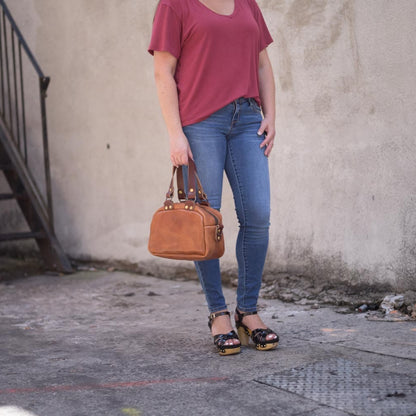 HOFFMAN LEATHER CROSSBODY BAG - MINI - CARAMEL