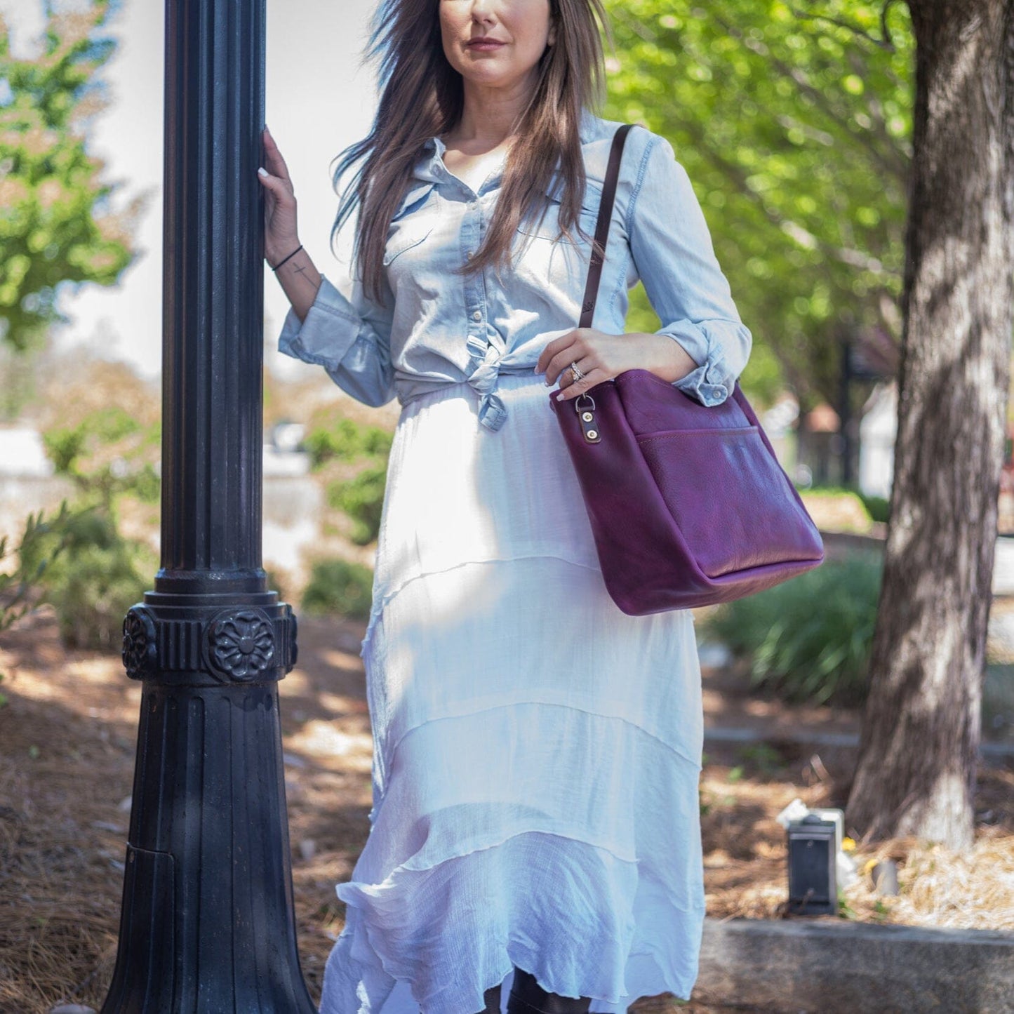 RENNIE LEATHER SHOULDER BAG - LARGE - GRAPE BISON