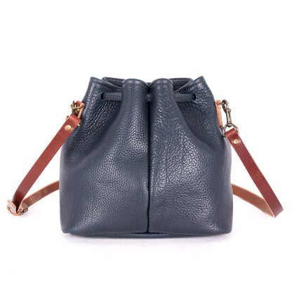 ABBY LEATHER BUCKET BAG - NAVY