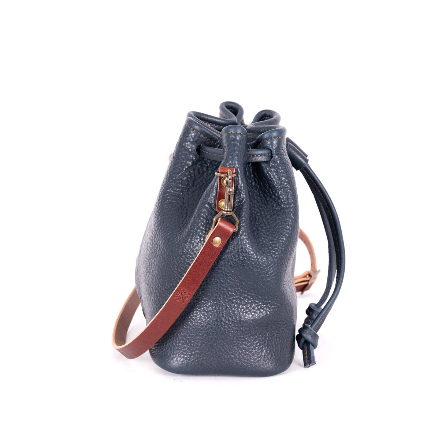 ABBY LEATHER BUCKET BAG - NAVY