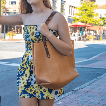 AVERY LEATHER TOTE BAG - LARGE - TAN