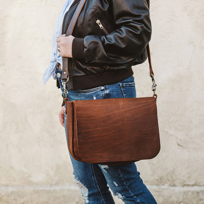 KINDLE LEATHER SATCHEL - SADDLE