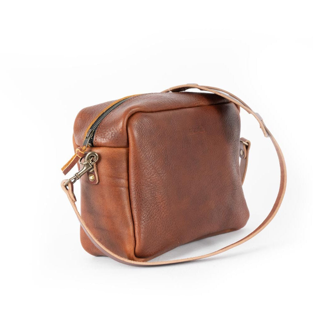 SARAH LEATHER CROSSBODY - LARGE - SADDLE