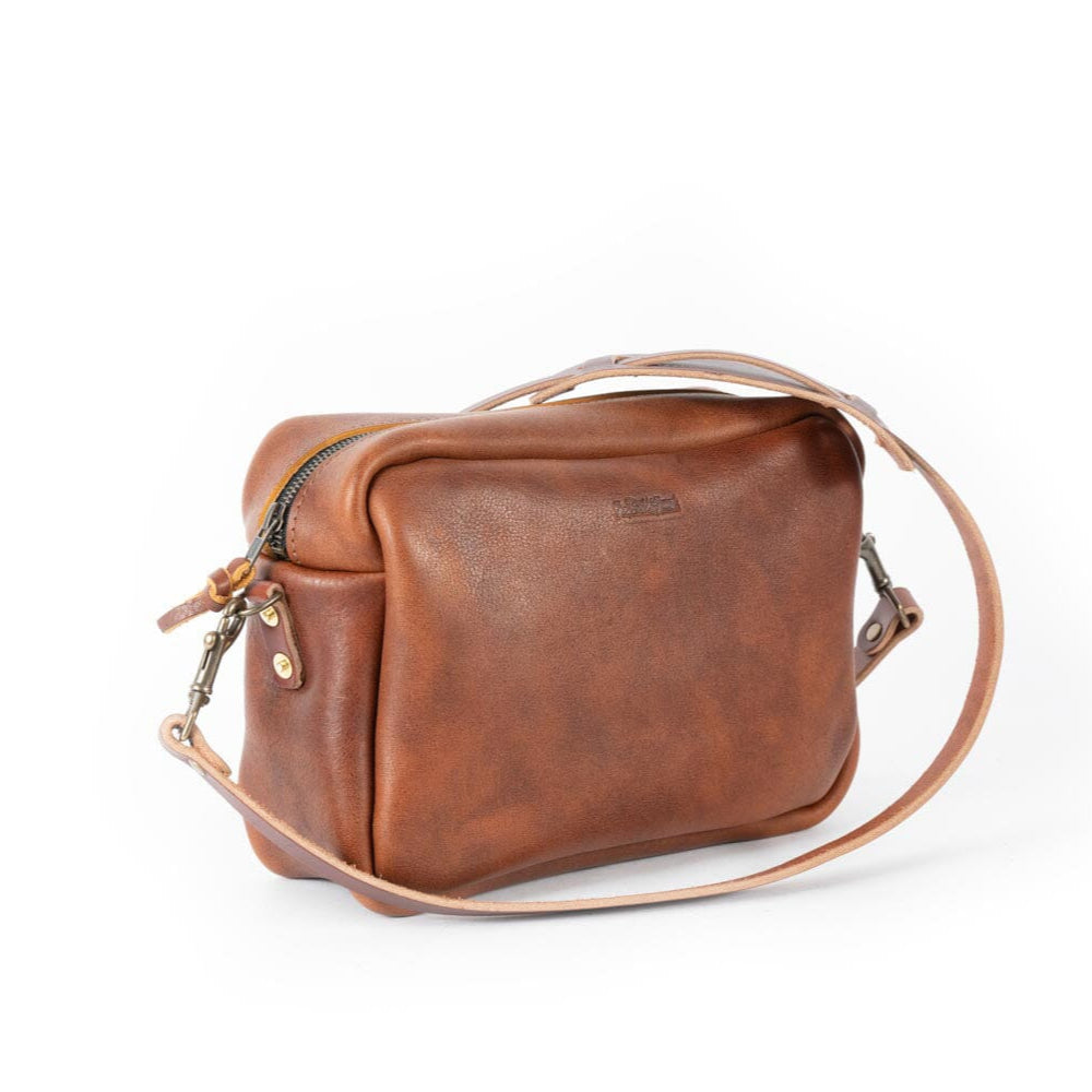 SARAH LEATHER CROSSBODY - MEDIUM - SADDLE