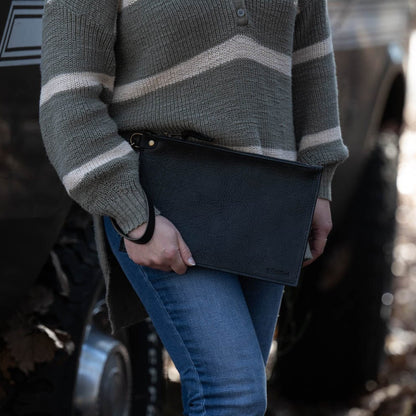 FELICITY ZIPPERED CLUTCH WITH WRISTLET - SMALL - BLACK BISON