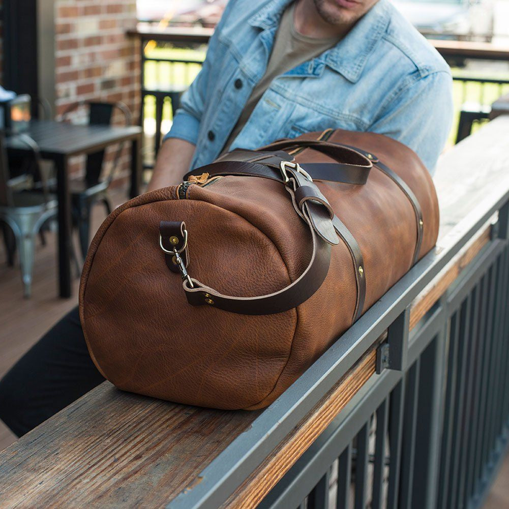 WILLIAM LEATHER DUFFLE BAG - OLIVE - SADDLE STRAPS - IN STOCK
